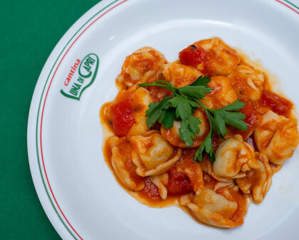 Capeletti de Carne à Napolitana